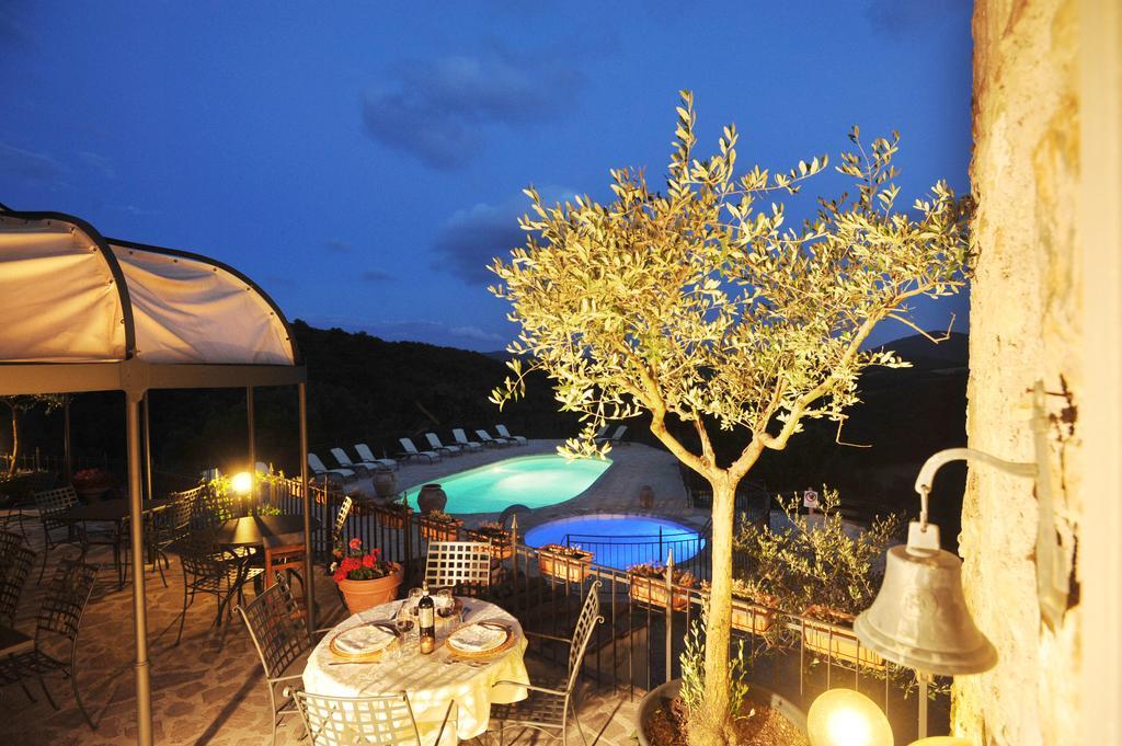 Il Castelluccio Country Resort Restaurant & Spa Барберино ди Мугело Екстериор снимка